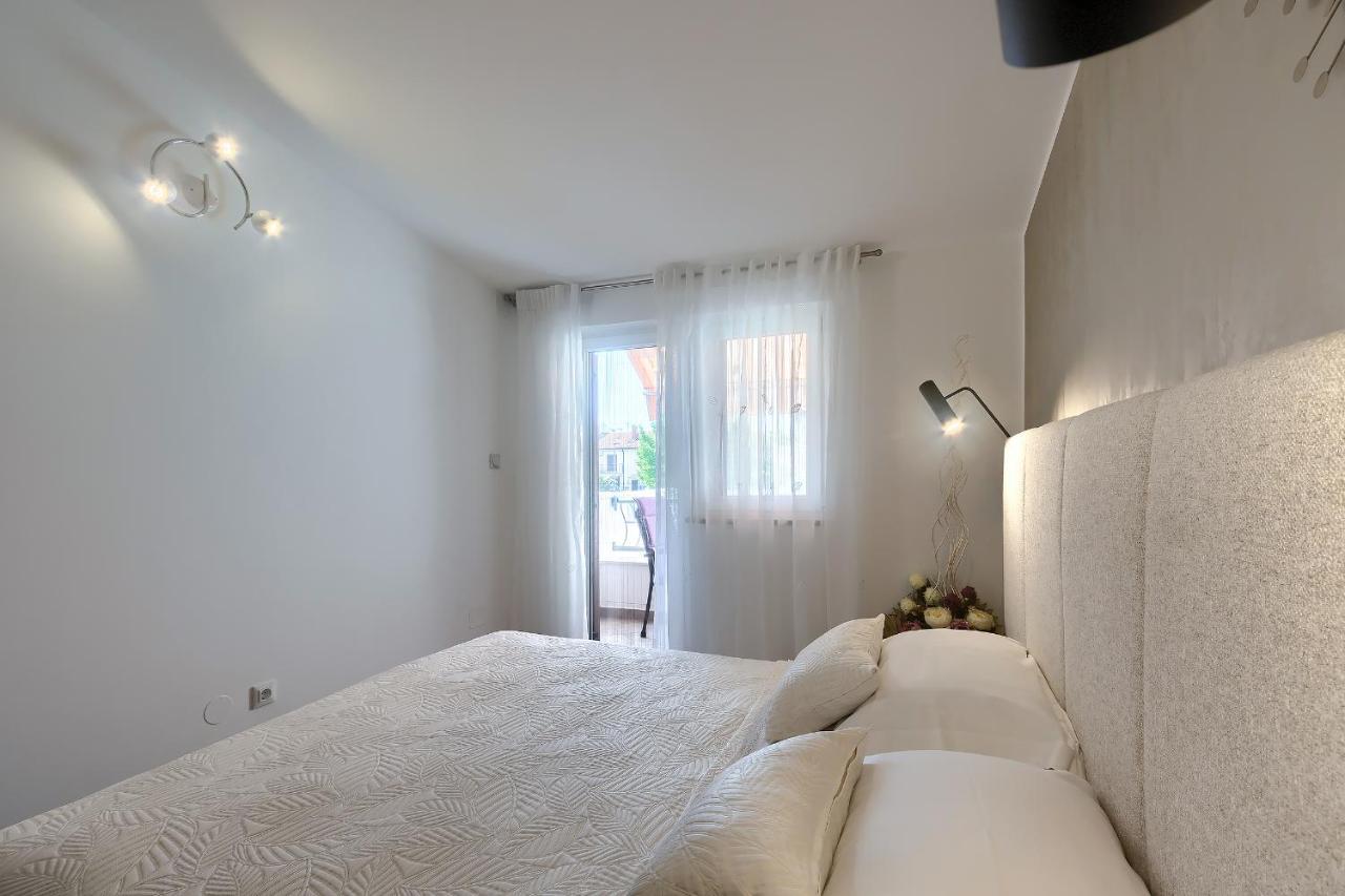 Apartment Palm View II Rovinj Exterior foto